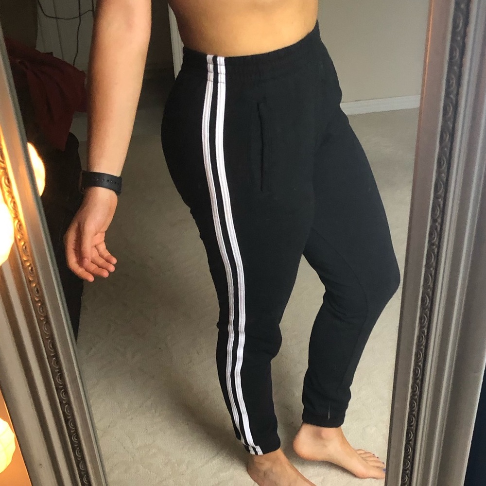Brandy melville sweats!